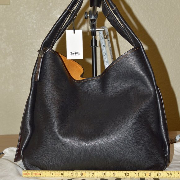 Coach Handbags - New Coach Bandit 39 86760 Hobo Bag Glove Tan Black Leather NWT